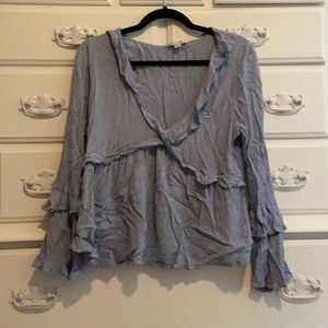 AMERICAN EAGLE FLOWY BLOUSE